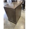 Image 4 : UNIVERSAL BROADMORE FURNITURE 2 DRAWER NIGHT STAND
