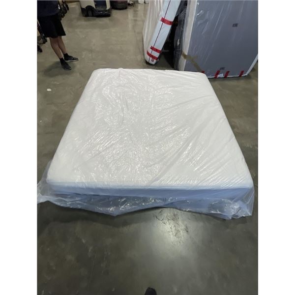 AS NEW KINGSIZE LOGAN AND COVE PINNACLE MATTRESS