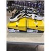 Image 3 : 2 NEW PAIRS OF EASTON DIAMOND LO WFII BASEBALL CLEATS SIZE WOMENS 8 / MENS 7 BLACK