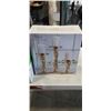 Image 3 : HERITAGE HOME CANDLE STAND SET AND 6 METAL BASKETS