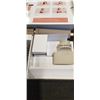 Image 5 : SHARK FLEXSTYLE MULTI-STYLER HAIR STRAIGHTENER - TESTED WORKING, RETAIL $349