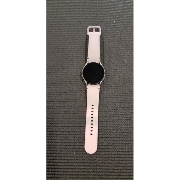 SAMSUNG GALAXY WATCH FE 40MM BLUETOOTH SMART WATCH - TESTED WORKING, RETAIL $179