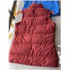 Image 3 : NEW LADIES SIZE SMALL BLUE JACKET AND LADIES SIZE XS VEST - RETAIL $134