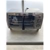 Image 1 : AS NEW BLACK AND DECKER 4-SLICE AIR FRY TOASTER OVEN - TESTED WORKING, RETAIL $179