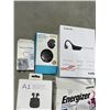 Image 2 : LOT OF ASSORTED ELECTRONICS - EARBUDS, CHARGING STAND, ETC