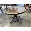 Image 3 : ANTIQUE OVAL GLASS TOP COFFEE TABLE