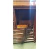Image 3 : 8 DRAWER DRESSER WITH CUPBOARD