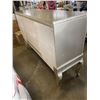 Image 6 : DECORATIVE DIVA SIDEBOARD
