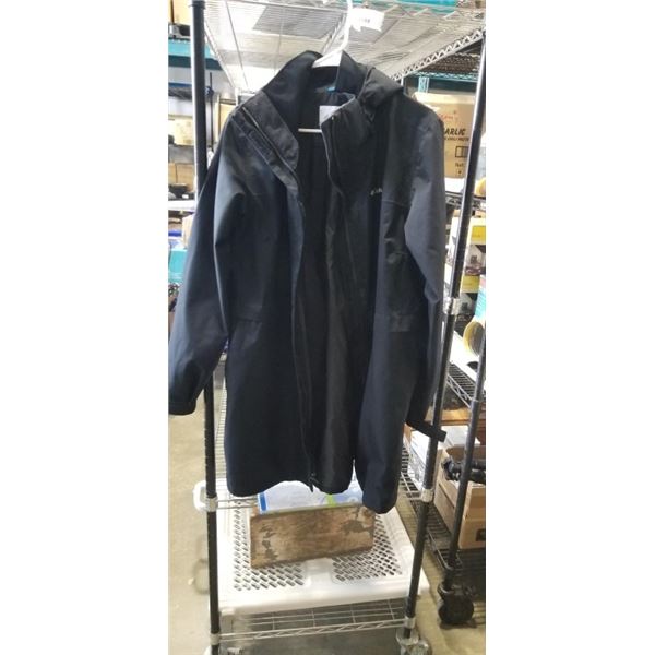 COLUMBIA SIZE LARGE RAIN JACKET