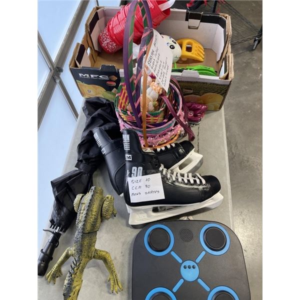 SZ. 10 CCM HOCKEY STATES AND ASSORTED KIDS TOYS AND HOUSEHOLD