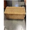 Image 4 : WICKER CHEST