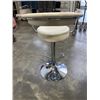 Image 2 : WHITE LEATHER BAR STOOL