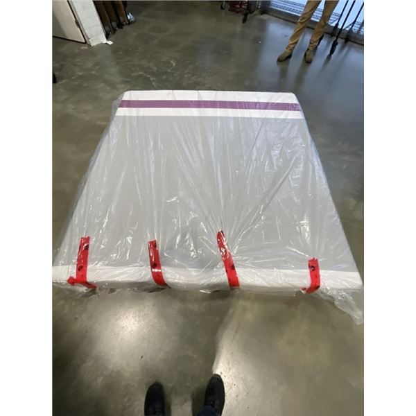 AS NEW KINGSIZE JUNO COOL GELL MEMORY FOAM MATTRESS