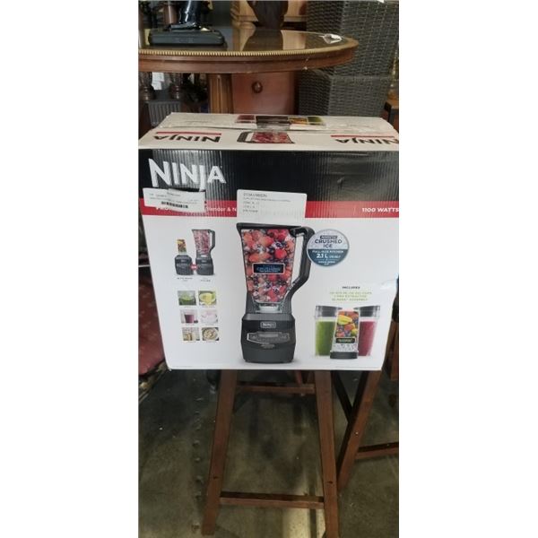NINJA PROFESSIONAL 2.1L 1100W COUNTERTOP BLENDER W/ NINJA CUPS - TESTED WORKING, RETAIL $189