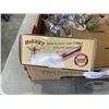 Image 2 : NEW HORNET HEMP PLASTIC ROLLIUNG MACHINE AND 11 NEW SILICONE PIPES