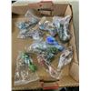 Image 3 : NEW HORNET HEMP PLASTIC ROLLIUNG MACHINE AND 11 NEW SILICONE PIPES
