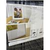 Image 3 : NEW AURA ASPEN 12 INCH DIGITAL PHOTO FRAME, HD DISPLAY, PHONE TO FRAME UPLOAD, WIFI CONNECTED RETAIL