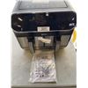 Image 1 : ULTIMA COSA  8.5QT DIGITAL DUAL ZONE AIR FRYER - TESTED WORKING, RETAIL $299