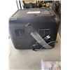 Image 3 : ULTIMA COSA  8.5QT DIGITAL DUAL ZONE AIR FRYER - TESTED WORKING, RETAIL $299