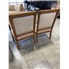 Image 4 : 2 MATCHING BUTTON BACK CHAIRS