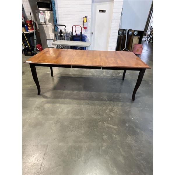 DINING TABLE W/ LEAF