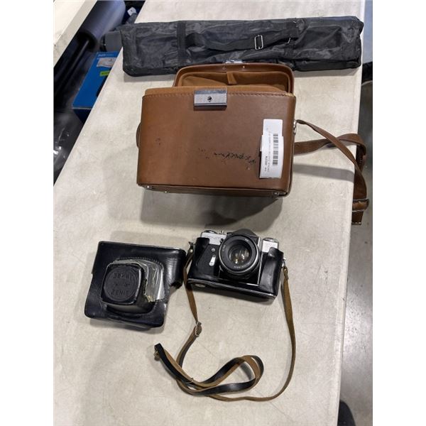VINTAGE ZENIT EM 35MM CAMERA  AND TRIPOD