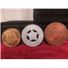 Image 16 : Lot of Tokens, Red River Dollars, Wooden Nickels, and More