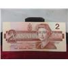 Image 6 : 5 1986 Canadian $2 Bills