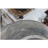 Image 3 : 3 Tires and Rims, 8-Hole, Michelin LT 245/75R17