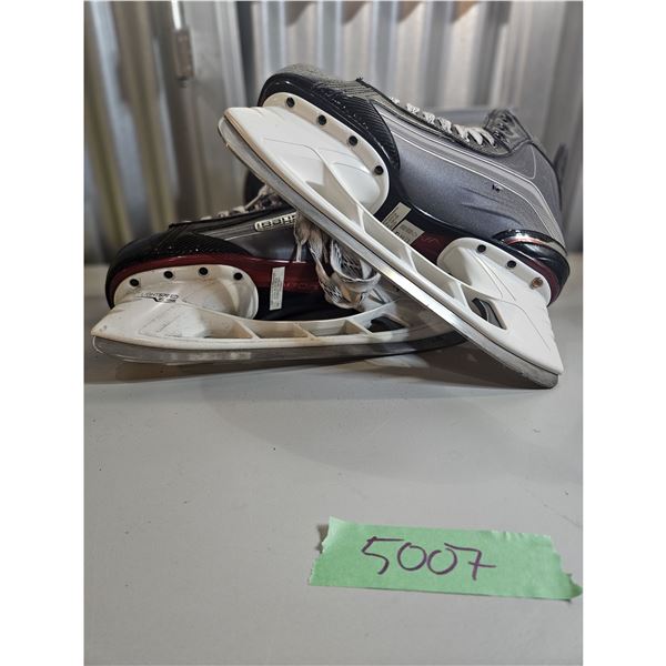 Men's Bauer Hockey Skates - Size 13.5 US