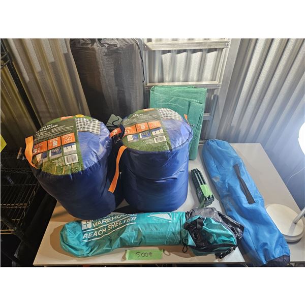 Camping Lot - Sleeping bags, Tarps, Pegs ect