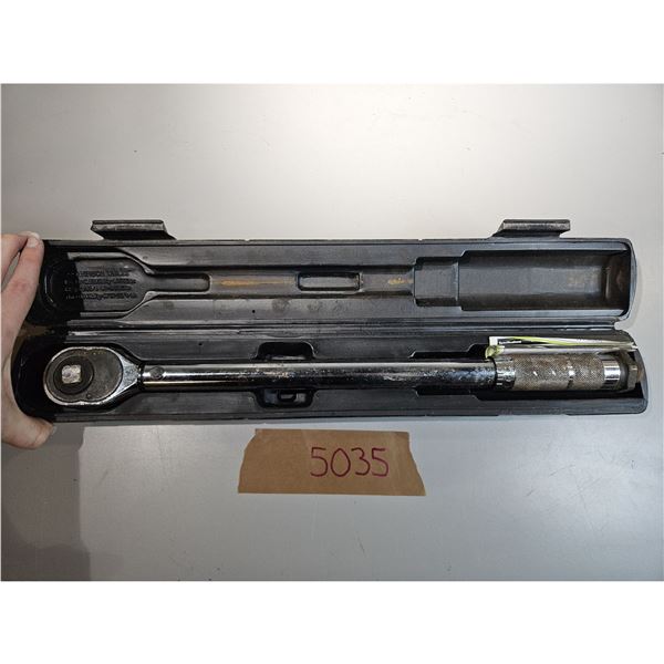 Click Type Torque Wrench In Hard Case
