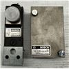 Image 1 : Lot of (2) Bosch Valve Items 1-#0 820 005 152 & 1-#0 820 207 001
