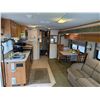 Image 11 : 2003 Fleetwood RV Bounder Motor Home RV - 81,400km - FIN# 739E34778841 - WCC VIN #: 5B4MP67G13336871