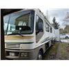 Image 2 : 2003 Fleetwood RV Bounder Motor Home RV - 81,400km - FIN# 739E34778841 - WCC VIN #: 5B4MP67G13336871