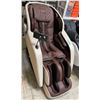 Image 5 : Kahuna Massage Chair - Model EM-Arete, R.V. $7,999.99