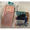 Image 3 : NEW Mini LED Ring Light, Pink Iphone 17 Pro Case & Black Silicone Case for JBL Buds