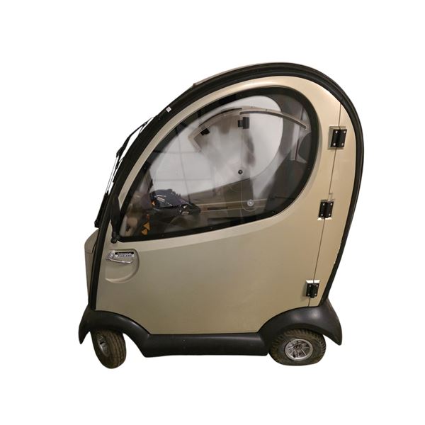 Shoprider Enclosed Electric Mobility Scooter with Weatherproof Cabin - Tested and Working