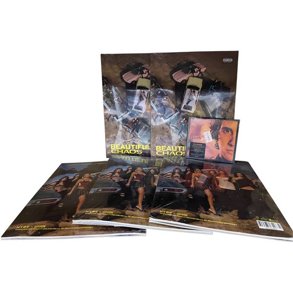 NEW group of 5 KATSEYE Beautiful Chaos Album Collector (Chaotic Ver) - R.V. $59 each