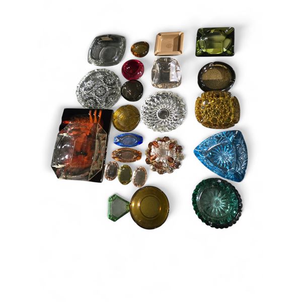 Group Lot of Vintage Glass Ashtrays, Dishes & Oil Lamps