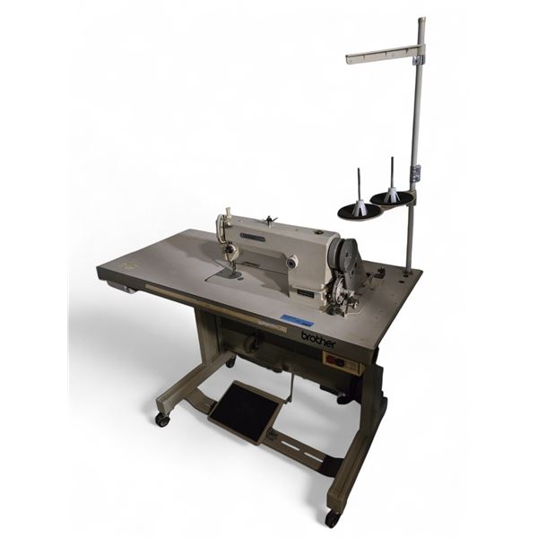 Brother Sewing Machine w/Table