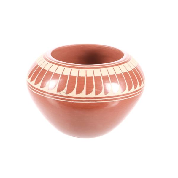 L.Gonzales (San Ildefonso, 1922-1995) Redware Olla