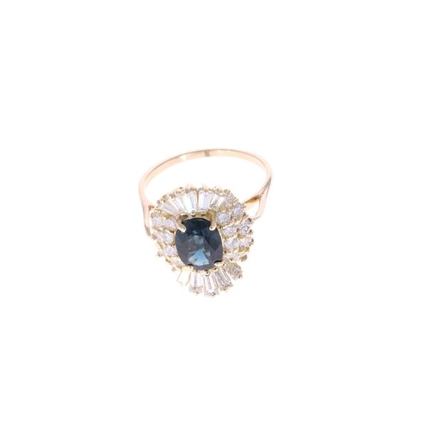 Beautiful Natural Blue Sapphire & VS1 Diamond Ring