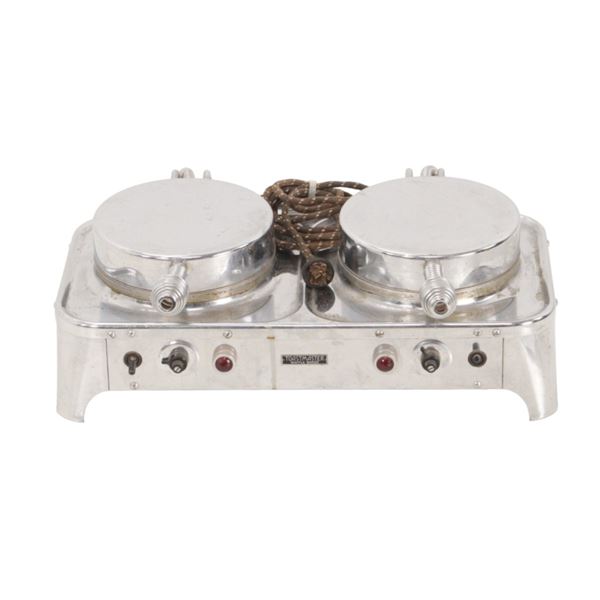 Vintage Toastmaster Dual Commercial Waffle Baker