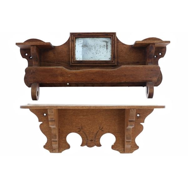 Quarter Sawn Oak Wall Mount Shelf Late 19th C. (2)