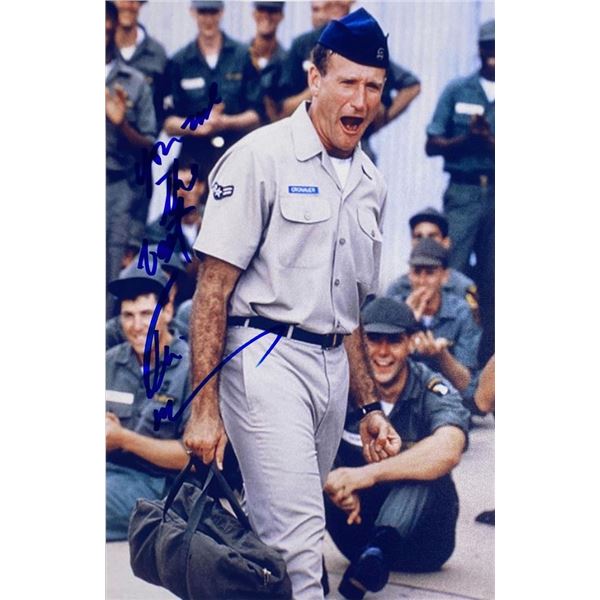 Good Morning, Vietnam Robin Williams facsimile signed  movie photo
