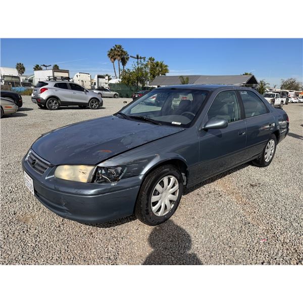 TOYOTA CAMRY 2000 ADT