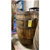 Image 3 : ANTIQUE SOLID OAK WINE CURING BARREL