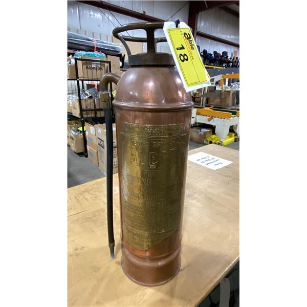 AMERICAN LAFRANCE FIRE ENGINE COMPANY ALERT 2.5GAL COPPER/BRASS ANTIQUE SODA-ACID FIRE EXTINGUISHER