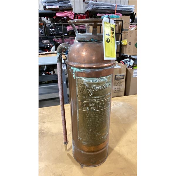 DANISH FIRE EXTINGUISHERS LTD DEFENDER 2.5 GAL COPPER/BRASS ANTIQUE SODA-ACID FIRE EXTINGUISHER